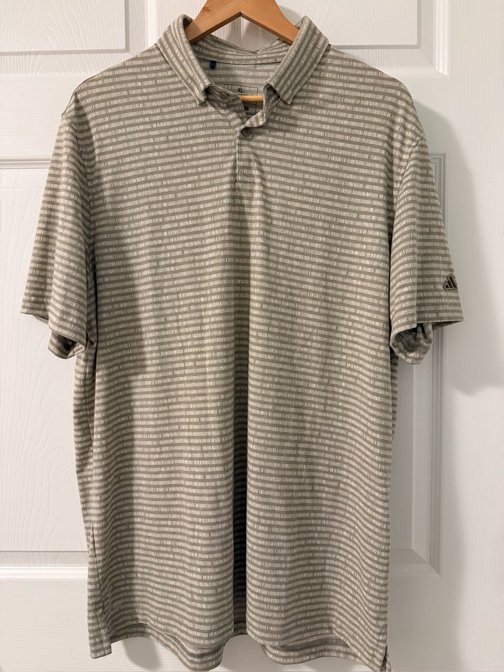 Adidas Golf Polo Shirt Men’s XL Gray Textured Performance Short Sleeve